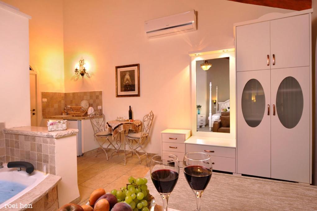 Old City Inn Safed Ruang foto